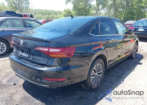 2019 Volkswagen Jetta 1.4T R-Line/1.4T S/1.4T Se из США, поврежденный, VIN 3VWCB7BU1KM138627